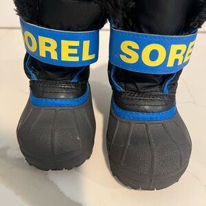 Sorel toddler snow boots